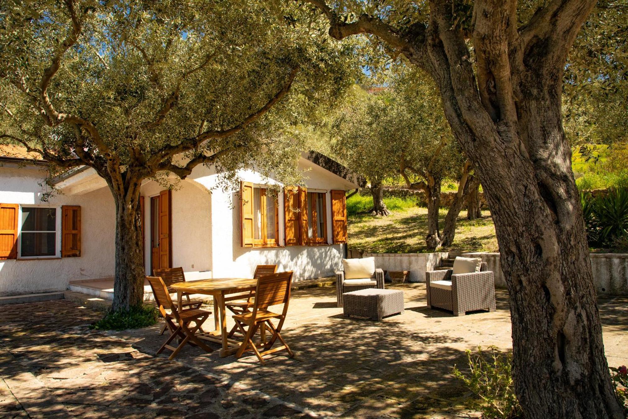 Welcomely - Badde Nuraghe Dimora Vista Mare Con Parcheggio Privato Magomadas Ngoại thất bức ảnh